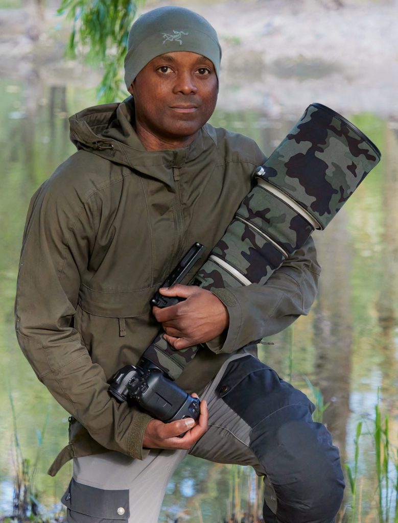 I am a Barbadian veterinary surgeon and wildlife fine artist, currently dividing my time between Barbados and the United Kingdom